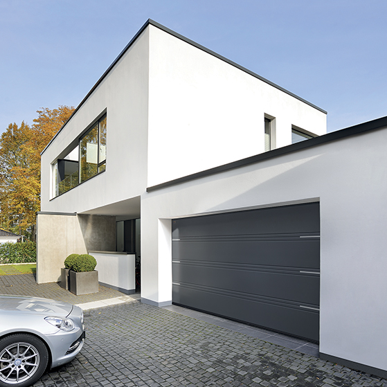 Dynamic Garage Door Repair Technicians in Carson, CA